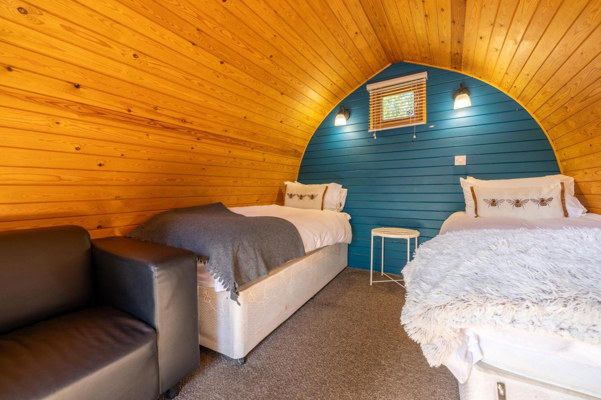 The Little Hide - Adult Only Camping Pods Wigginton  Ngoại thất bức ảnh