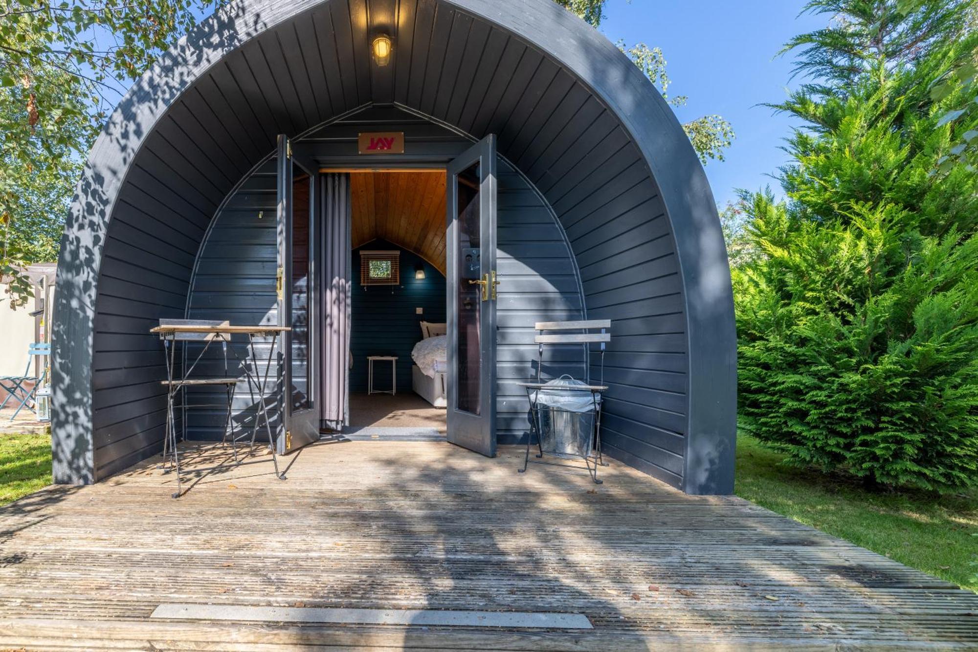 The Little Hide - Adult Only Camping Pods Wigginton  Ngoại thất bức ảnh